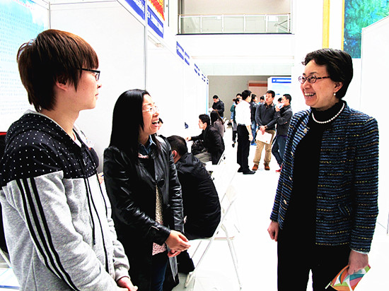 张艳萍亲临现场指导工作