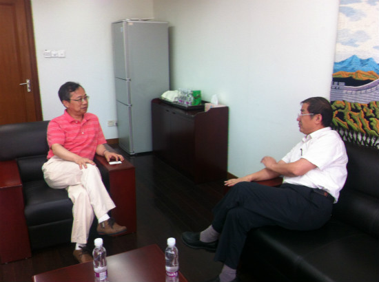 刘宇陆拜望市人大常委会副主任郑惠强